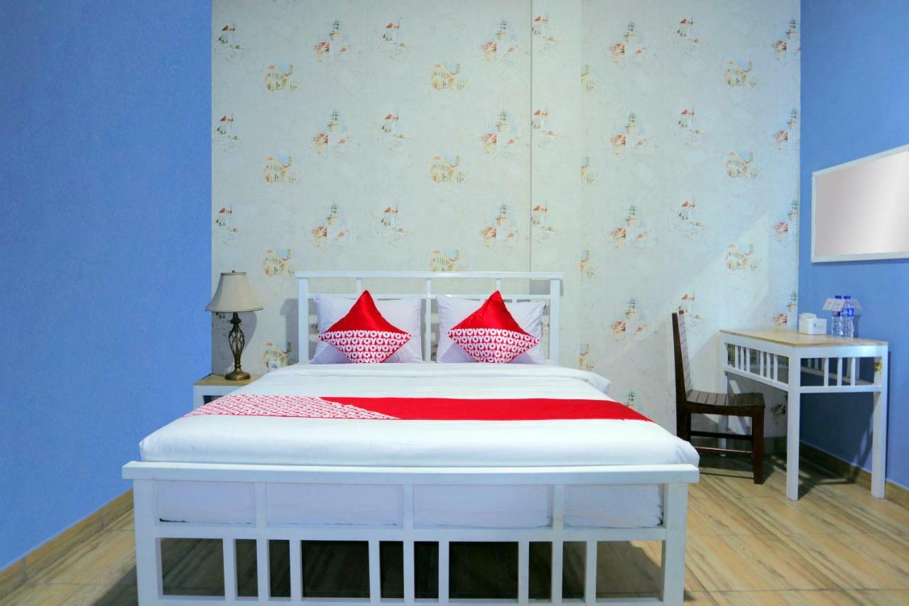 Oyo 1386 Hotel Grand Gabelo Bukittinggi Bagian luar foto