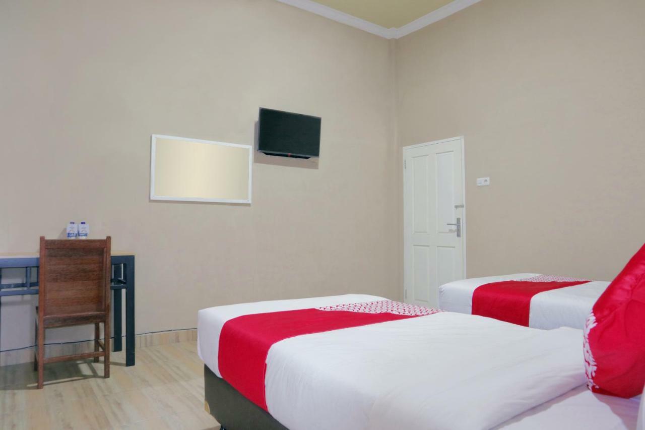 Oyo 1386 Hotel Grand Gabelo Bukittinggi Bagian luar foto