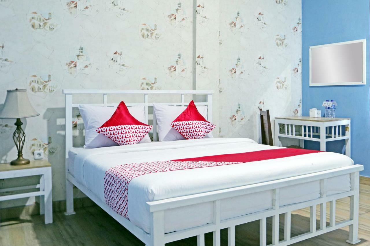 Oyo 1386 Hotel Grand Gabelo Bukittinggi Bagian luar foto