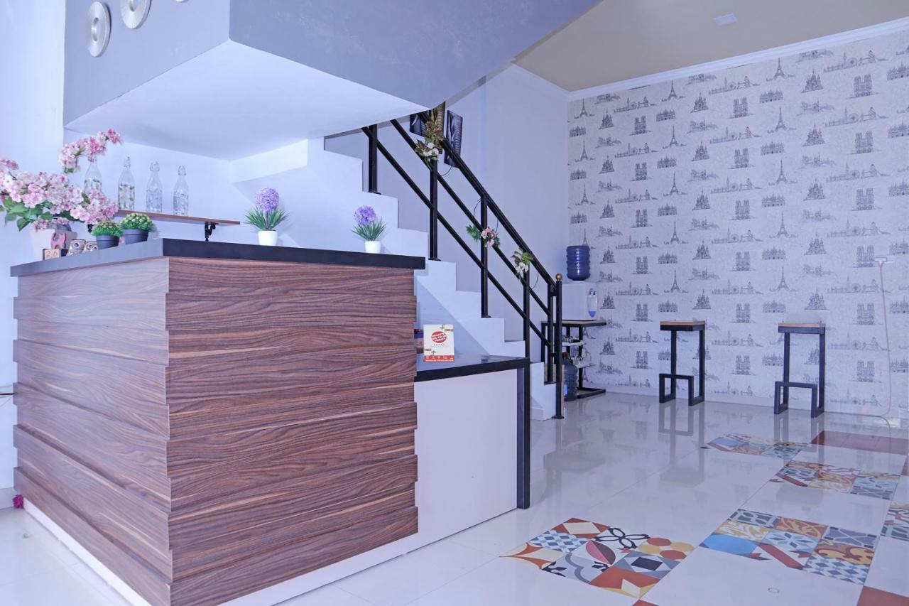 Oyo 1386 Hotel Grand Gabelo Bukittinggi Bagian luar foto